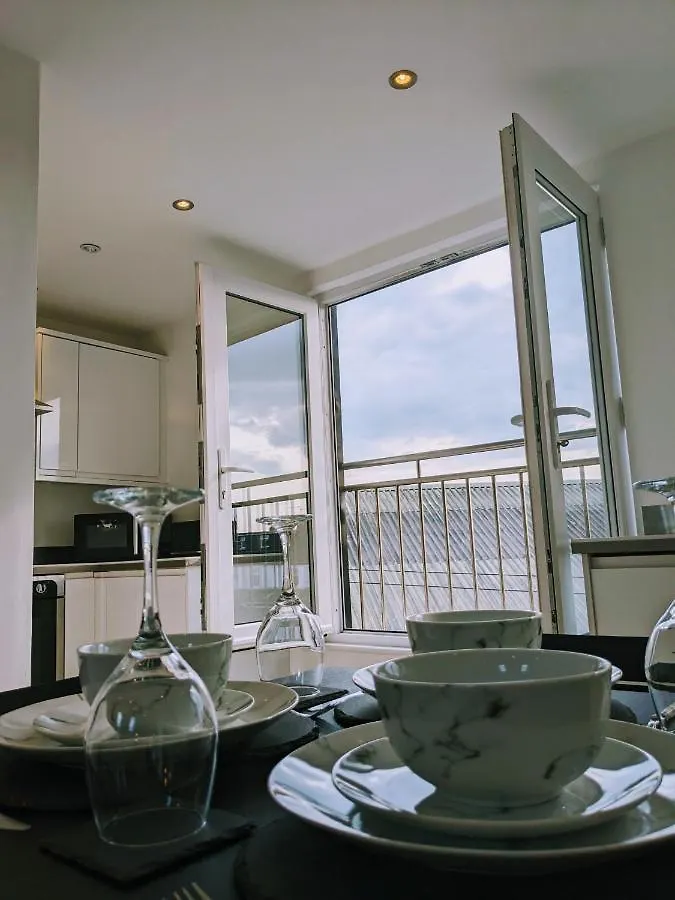 Cozy 1 Bed Apartment In Canton, Close To Cardiff City Center- Free Parking