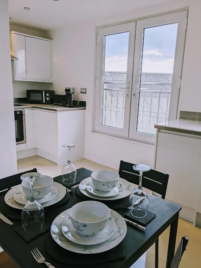 Cozy 1 Bed Apartment In Canton, Close To Cardiff City Center- Free Parking