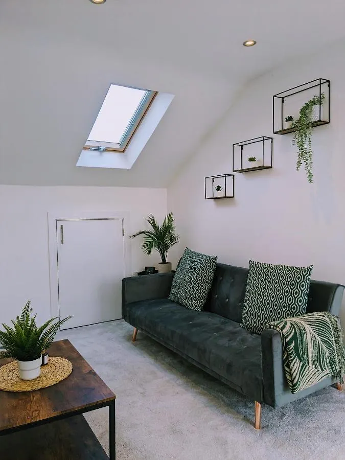 Cozy 1 Bed Apartment In Canton, Close To Cardiff City Center- Free Parking